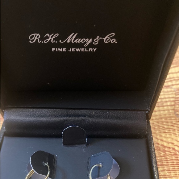 NWT, Macy’s, Mother of Pearl Abstract Earring in 18k Gold Over Sterling Silver - Picture 7 of 9